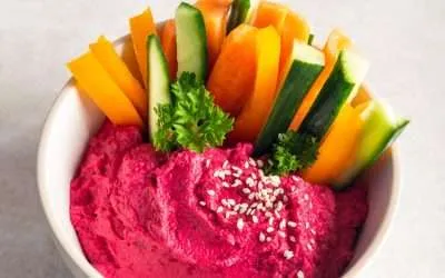 Receta de humus de remolacha. Entrante cargado de propiedades